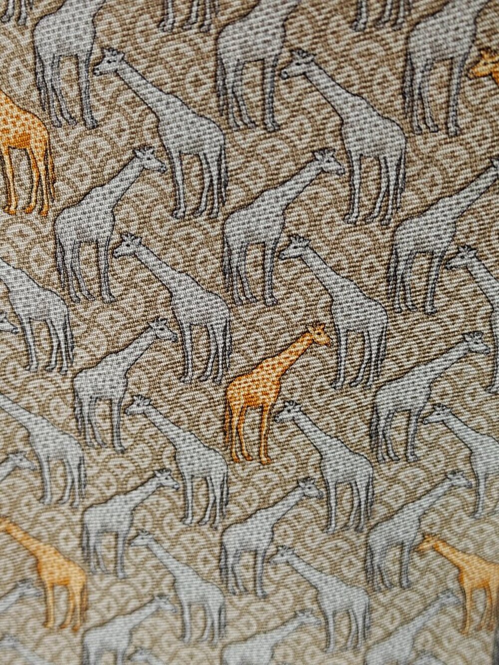 BURBERRY London Necktie 100% Silk Giraffe Safari print
